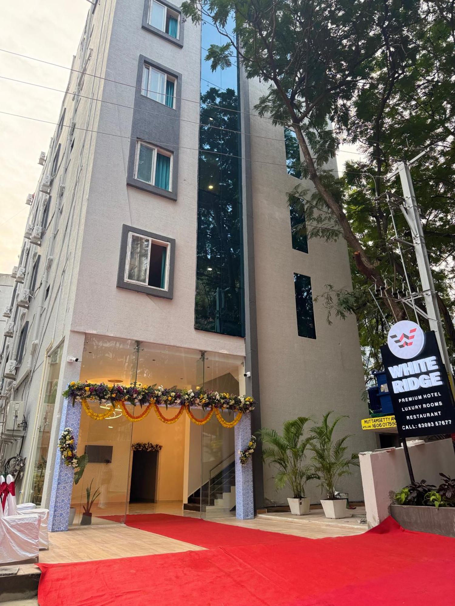 היידראבד White Ridge Premium Hotel מראה חיצוני תמונה