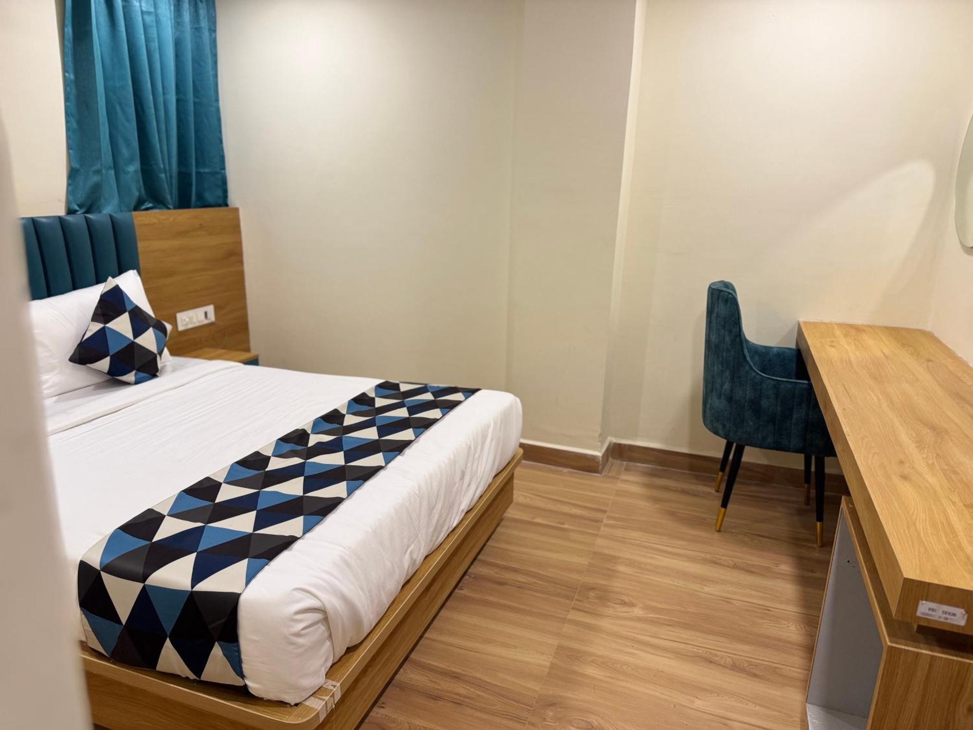היידראבד White Ridge Premium Hotel מראה חיצוני תמונה